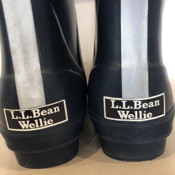 𝅺LL Bean rain boots Wellie style with pull tabs - Picture 3 of 8